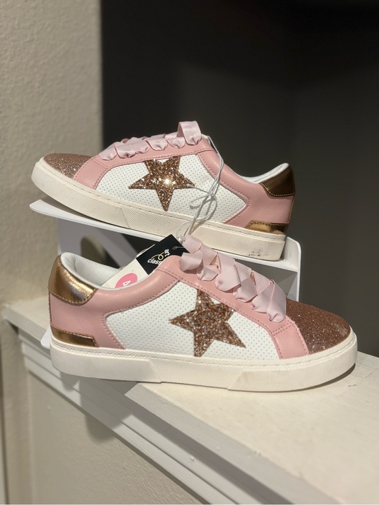 art class Other - NEW art class Girls' Kaitlyn Court Sneakers Shoes Pink Glitter Stars Youth Sz 4Y